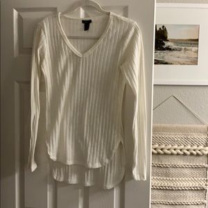 Long sleeve light sweater